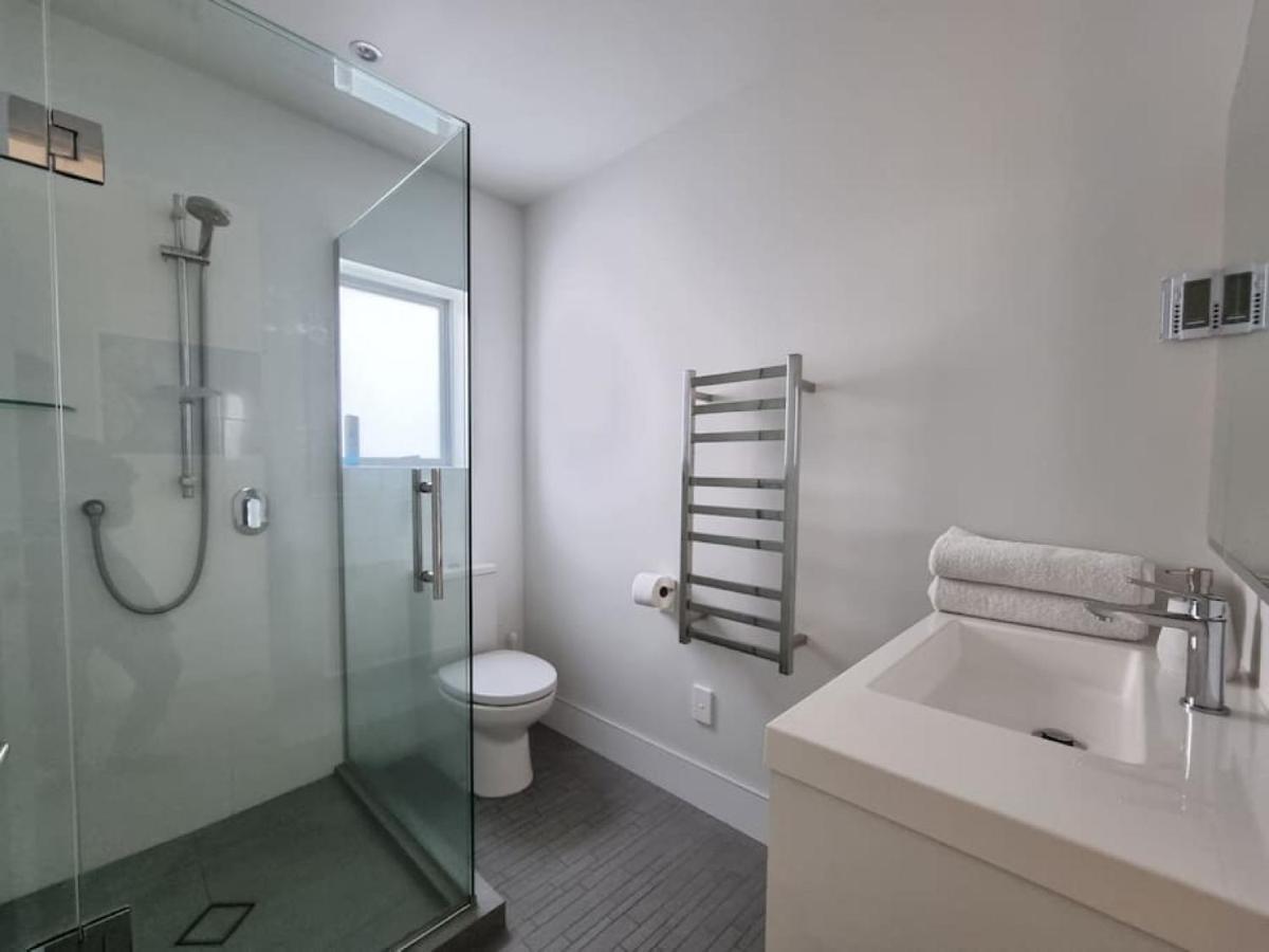 Fabulous Castor Bay 1 Bedroom With Views And Skytv Auckland Exterior foto
